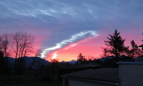 Những hiện tượng thiên nhiên dị thường ai cũng giật mình