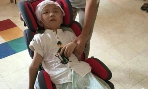 Bé 6 tuổi phải ở với mẹ kế và điều kinh hoàng xảy ra 