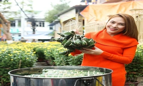 Loạt ảnh đời thường đáng yêu hiếm thấy của Mỹ Tâm ở quê