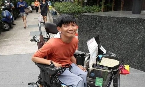 Bị mẹ ruột nói “nên chết đi thì hơn”, chàng trai thay đổi cả số phận