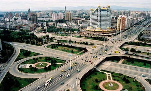 Kỳ lạ cầu 1300 tấn được xây dựng chỉ trong 36 tiếng