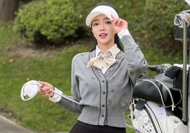 Học “nữ thần sân golf” Hàn chiêu lên đồ ngày Đông 