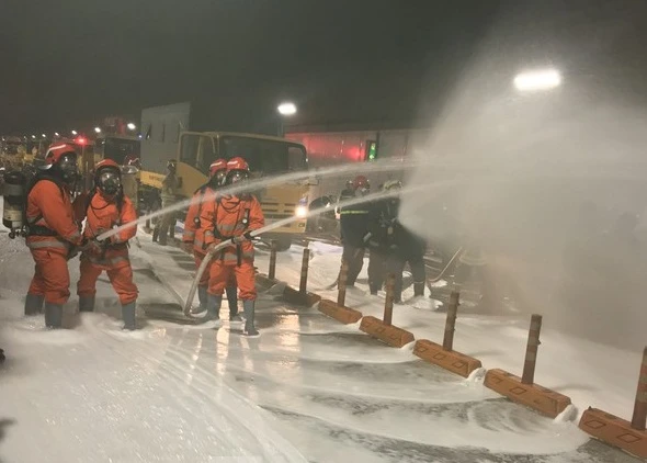 Diễn tập tai nạn liên hoàn giữa 5 ô tô và 30 xe máy trong hầm Thủ Thiêm, 40 người gặp nạn