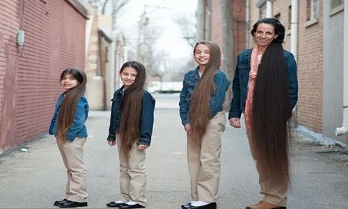 Gặp “gia đình tóc mây” có bộ tóc dài đáng ngưỡng mộ 