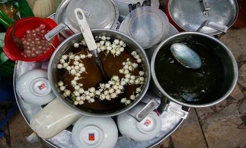 Bí ẩn 'lò' sản xuất tào phớ lớn nhất Hà Nội