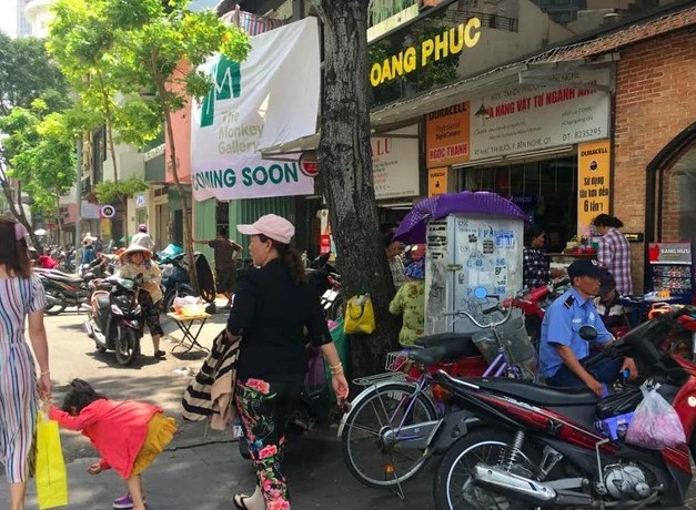 Vỉa hè Quận 1 thế nào sau 1 năm ông Đoàn Ngọc Hải dừng xuống đường?
