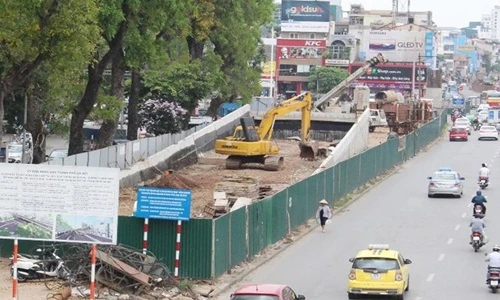 Soi loạt dự án chống ùn tắc vỡ tiến độ vì mặt bằng