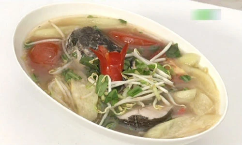 Cách nấu canh chua cá lóc bạc hà cực ngon