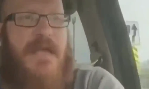 Đăng video vi phạm giao thông lên Facebook, bị CSGT hỏi thăm