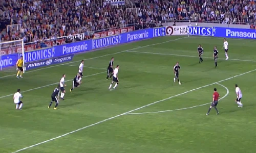 Hé lộ bí kíp giúp Valencia đánh bại Real Madrid