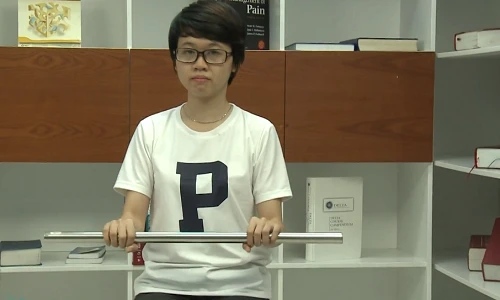 Hướng dẫn bài tập cho người bị viêm co rút khớp vai