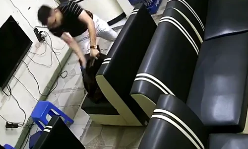Thanh niên trộm hàng loạt tài sản ở quán điện tử