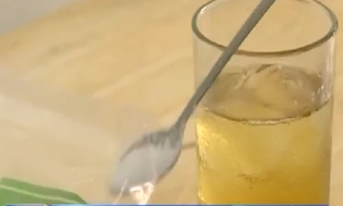 Phát hiện công thức pha trà chanh ngon bằng... bột tinh luyện