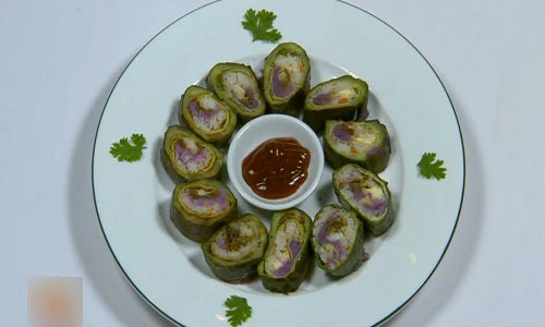 Cách làm cà tím cuộn cơm tôm bổ dưỡng cho bé yêu