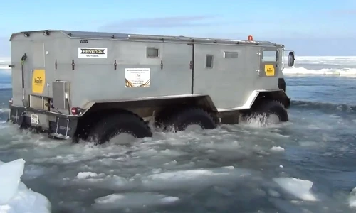 Xem “Quái vật lưỡng cư” của Nga vượt tuyết, băng biển thần sầu