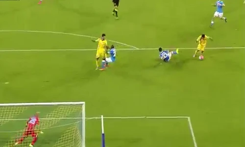 Pha “rang lạc” ghi bàn đẳng cấp ở vòng 2 Serie A