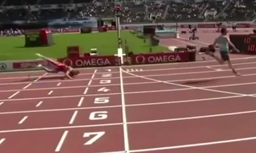 Sự cố hài hước trong cuộc thi chạy