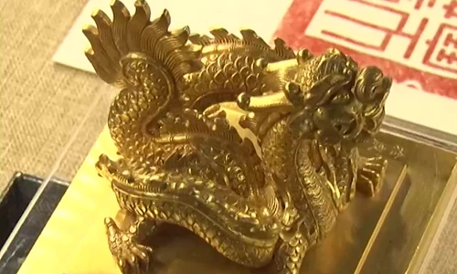 Chiêm ngưỡng bảo vật hoàng cung thời Nguyễn