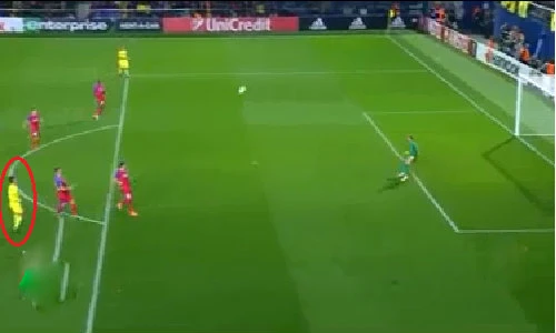 Top 10 bàn thắng đẹp khó tin nhất 2016