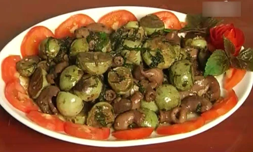 Ngon cơm với món cà pháo xào bao tử cá basa