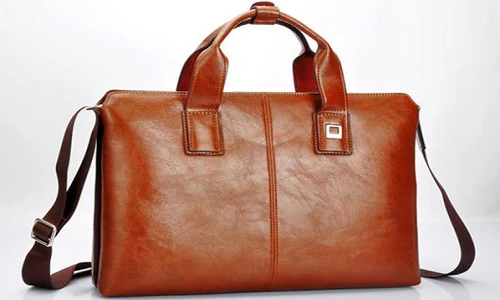 Cách bảo quản đồ da mùa lạnh không bị mốc