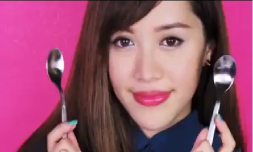 3 cách làm đẹp thần kỳ bằng thìa inox bạn nên biết