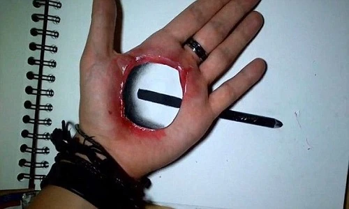 Kinh hãi những bức tranh 3D trong lòng bàn tay