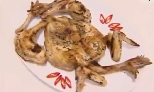 Tuyệt chiêu chế biến hai món gà nướng ngon khó cưỡng