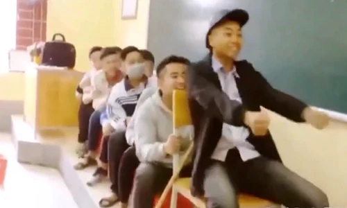 Cười lăn lộn với clip lái tàu hài hước của teen Nghệ An