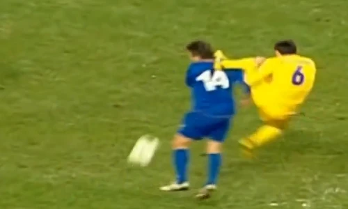 Những pha vào bóng thô bạo nhất trong lịch sử bóng đá