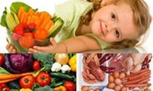 Chế độ dinh dưỡng tăng sức đề kháng cho trẻ khi chuyển mùa