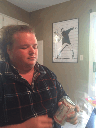 Chiếc lon đa năng.