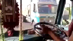 Hết hồn với tài xế.