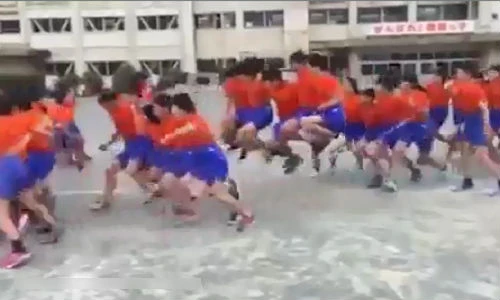 Video nhảy dây tập thể thu hút hơn 5 triệu lượt xem