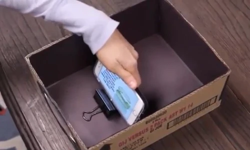 Tự chế máy chiếu tại nhà với điện thoại thông minh