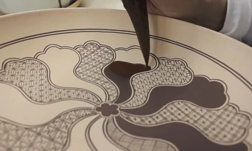 Xem nghệ nhân Nhật Bản làm "ảo thuật" xuất thần với gốm