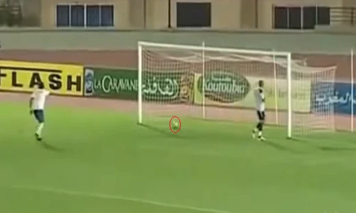 Top 10 pha sút penalty hài hước nhất thế giới