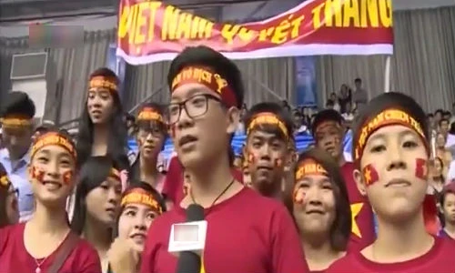 Những người thầm lặng sau khán đài VTV Cup 2015