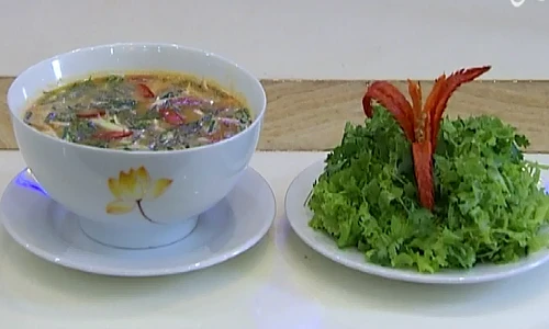 Cách nấu canh chua cá ngần thanh nhiệt ngày hè