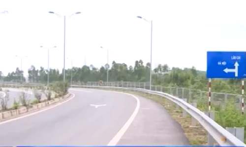 Ai lấy cắp thiết bị trên tuyến cao tốc Nội Bài-Lào Cai?