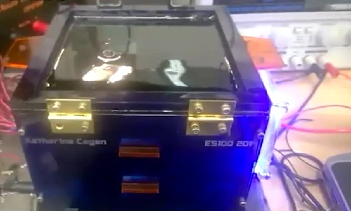 Thiết bị tuyệt vời giúp người khiếm thị đọc chữ