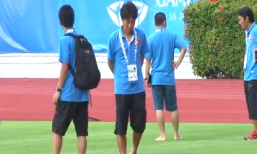 HLV Miura nghi ngờ sân thi đấu SEAGames 28 không đạt chuẩn
