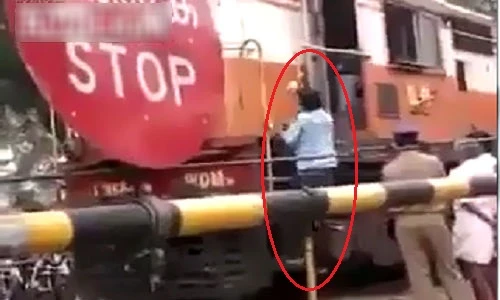 Dừng cả đoàn tàu để mua đồ ăn gây ngỡ ngàng