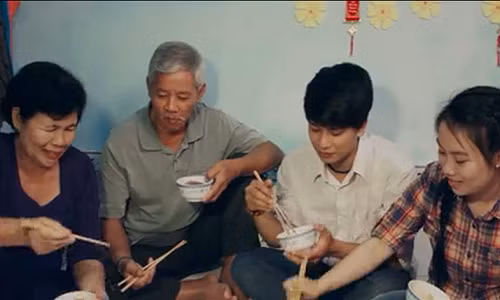 Phim Tết ý nghĩa khiến nhiều người phải xem lại mình