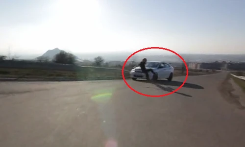 Trượt patin ngoài đường và cái kết kinh hoàng