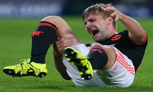 Những pha gãy chân kinh hoàng nhất trong lịch sử bóng đá