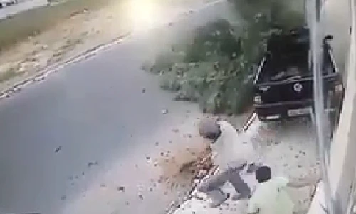 Ba người thoát chết không tưởng sau tai nạn kinh hoàng