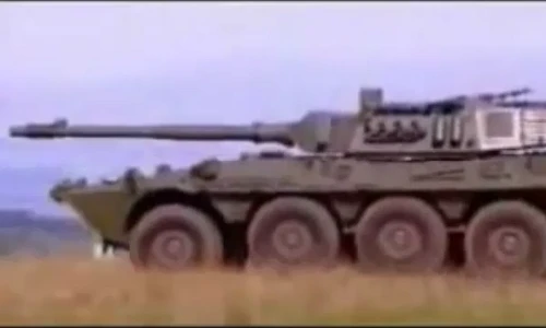 Hỏa lực đáng sợ của pháo chống tăng Centauro 