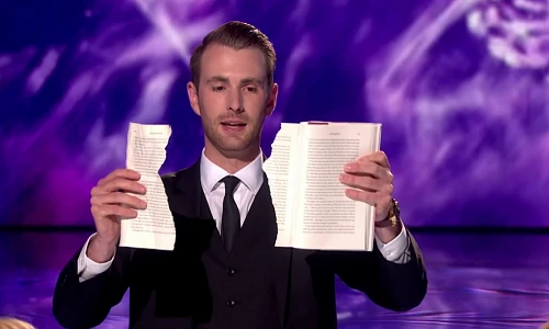 Điên đảo trước màn ảo thuật khó tin của trai đẹp