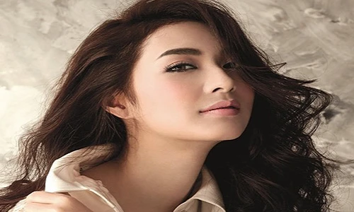 Bất ngờ với dung nhan của mỹ nhân Thái “tính đàn ông”